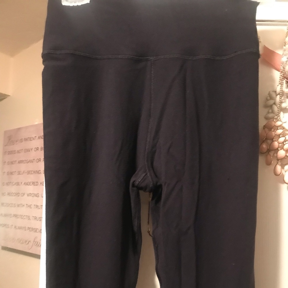 Scorpio Sol black leggings